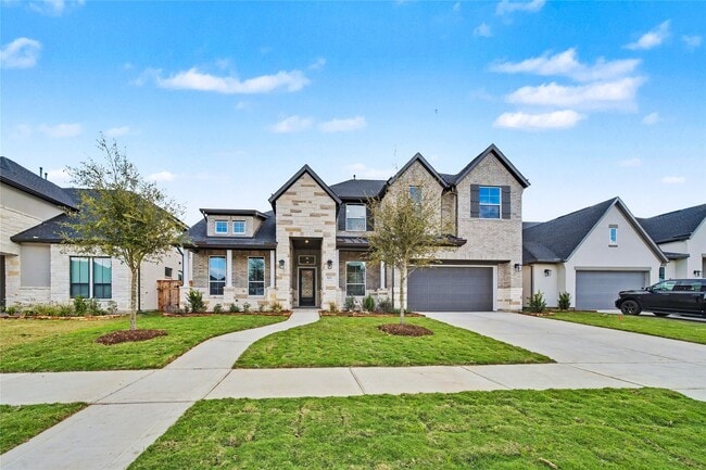 Building Photo - 5623 Logan Ridge Ln