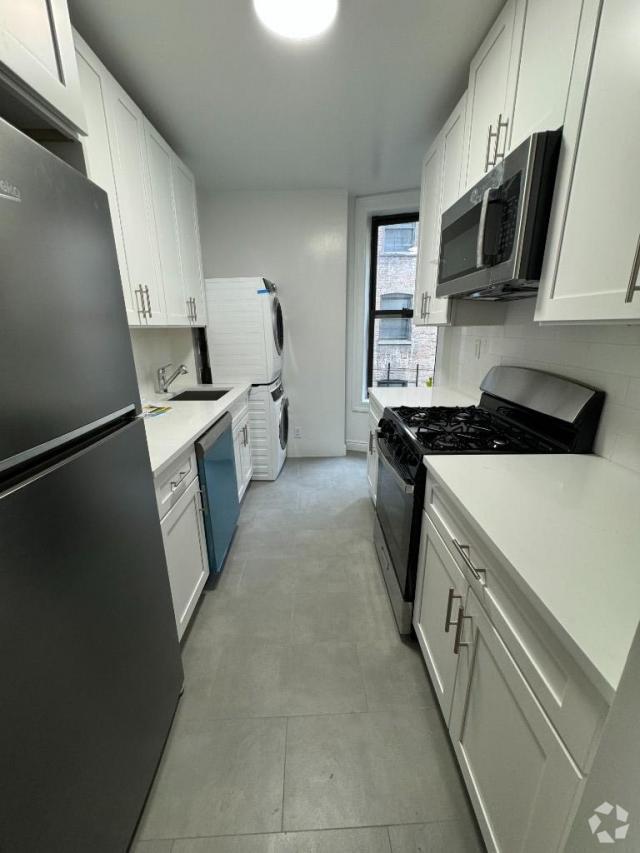 Building Photo - 3 bedroom in NEW YORK NY 10027 Unit 41 Rental