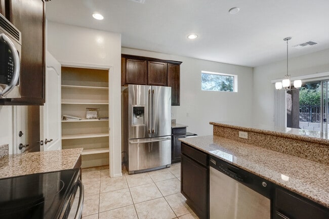 Photo - Beautiful 2-Story, 3 Bdrm/2.5 Bath/Den-Clo...