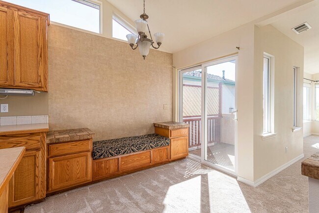 Photo - Well maintained 2 bedroom home