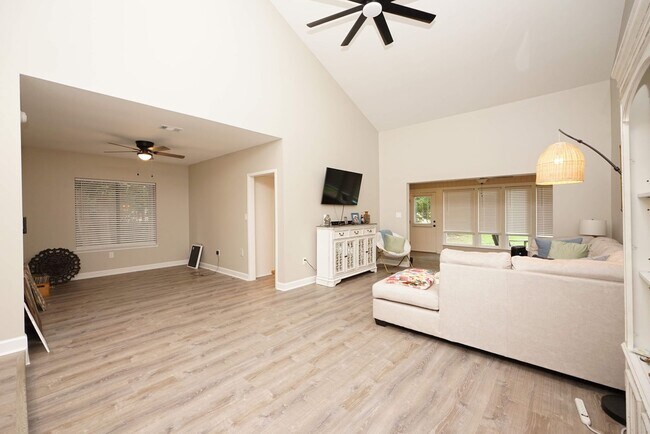 Photo - Great Bluewater Bay Location