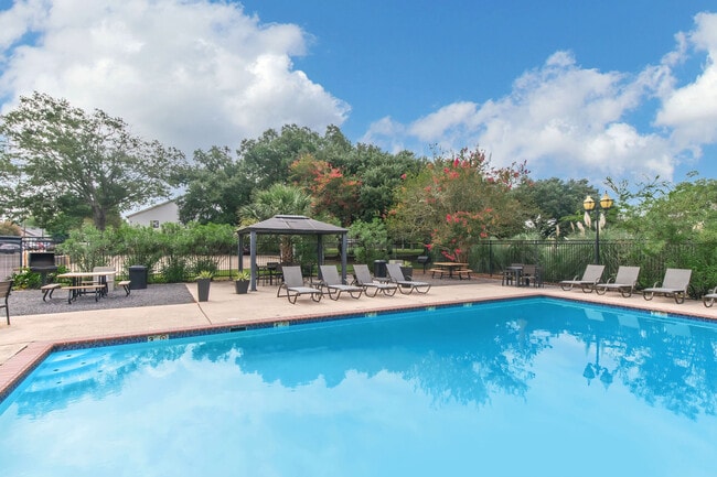 The Arts Apartments at Bluebonnet Place