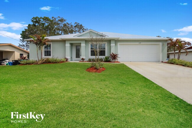 Building Photo - 249 Bordeaux Ave NE