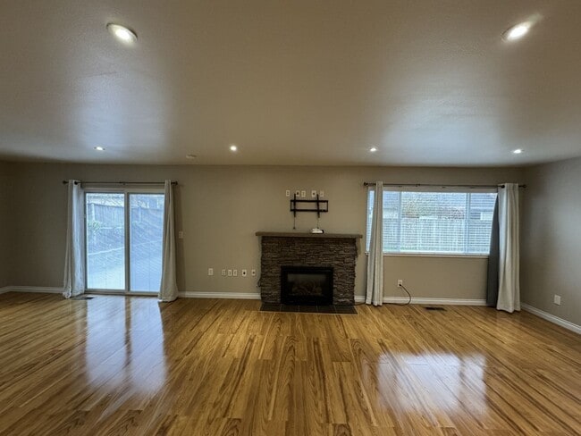 Photo - Listed For Rent