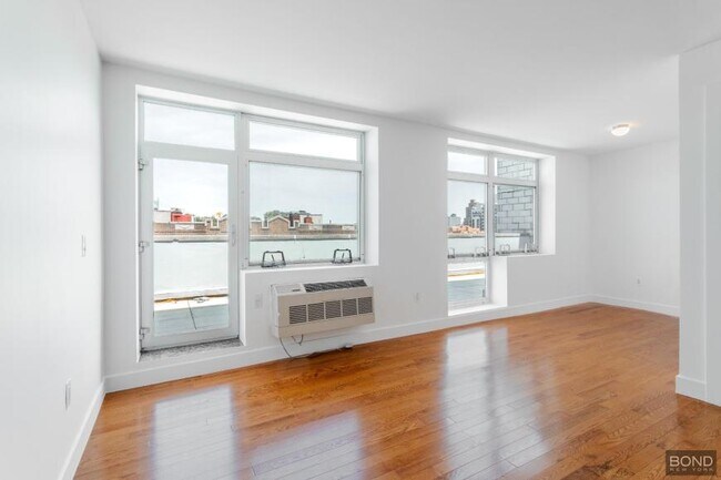Building Photo - 1 bedroom in Astoria NY 11102 Unit 5A Rental