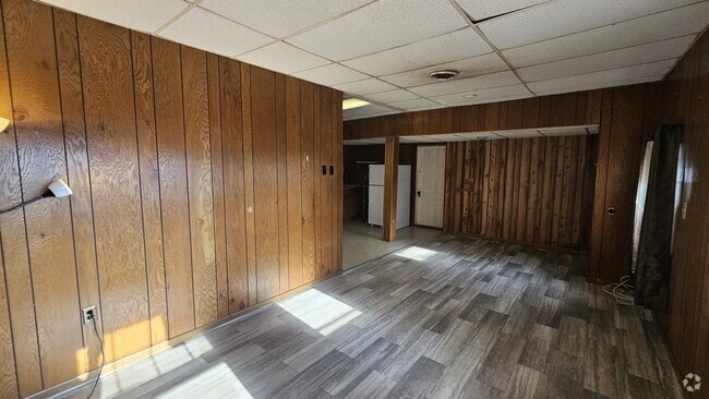 Building Photo - 3406 Van Hook Ave Rental