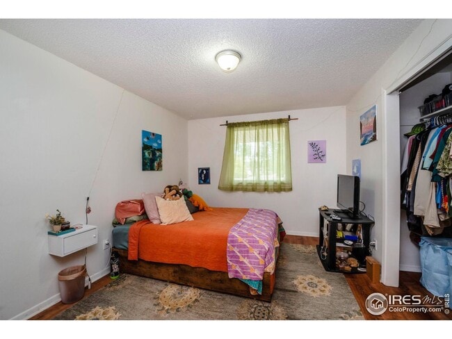 Photo - 824 Meeker St