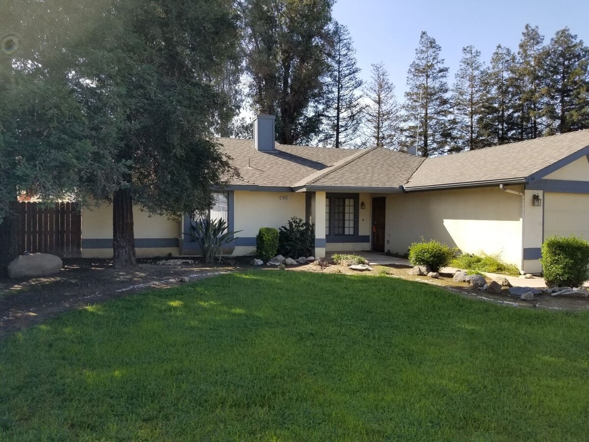 Photo - 1949 E Valley Forge Ave