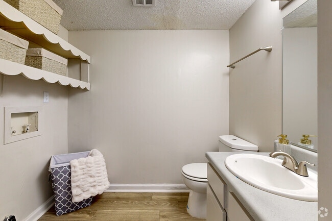 2BR - 2BA, 1075SF