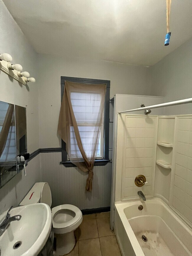 Photo - 39 Andrew St Unit 2