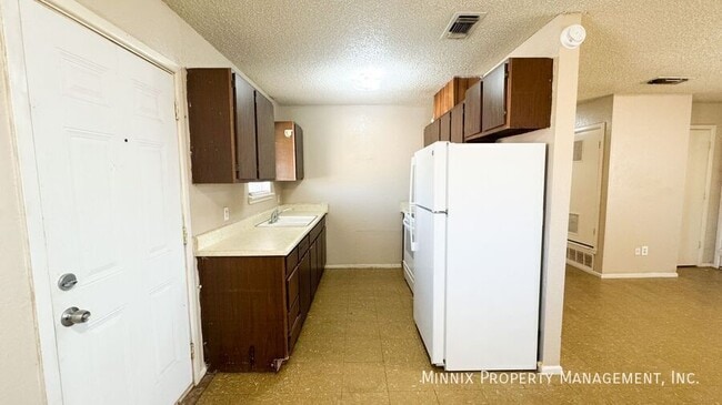 Photo - 631 S Crosby St