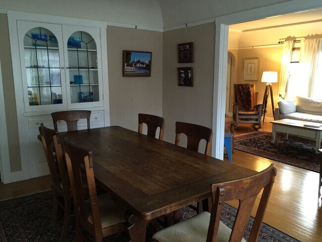 Photo - RARE EAST SACRAMENTO home available Unit 38TH STREET 1141 UPPER