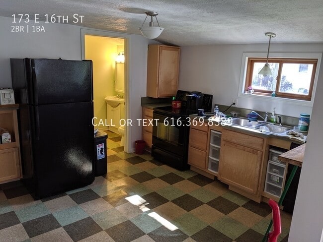 Photo - 173 E 16th St