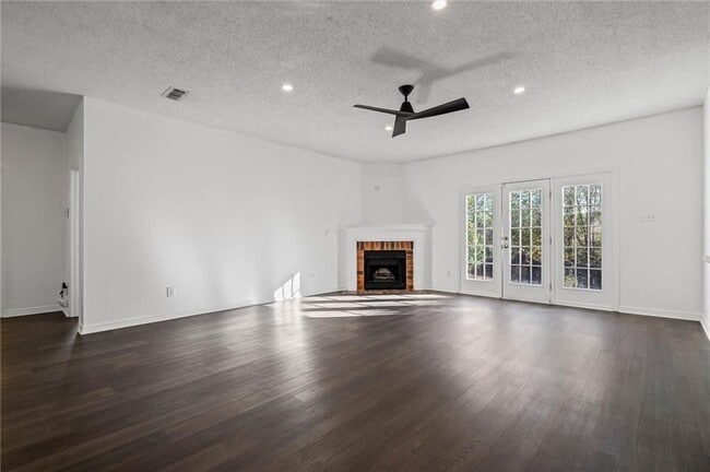 Photo - 1263 Smithfield Rd E