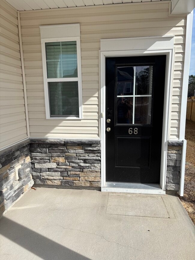 Building Photo - 68 Harvest Moon Dr