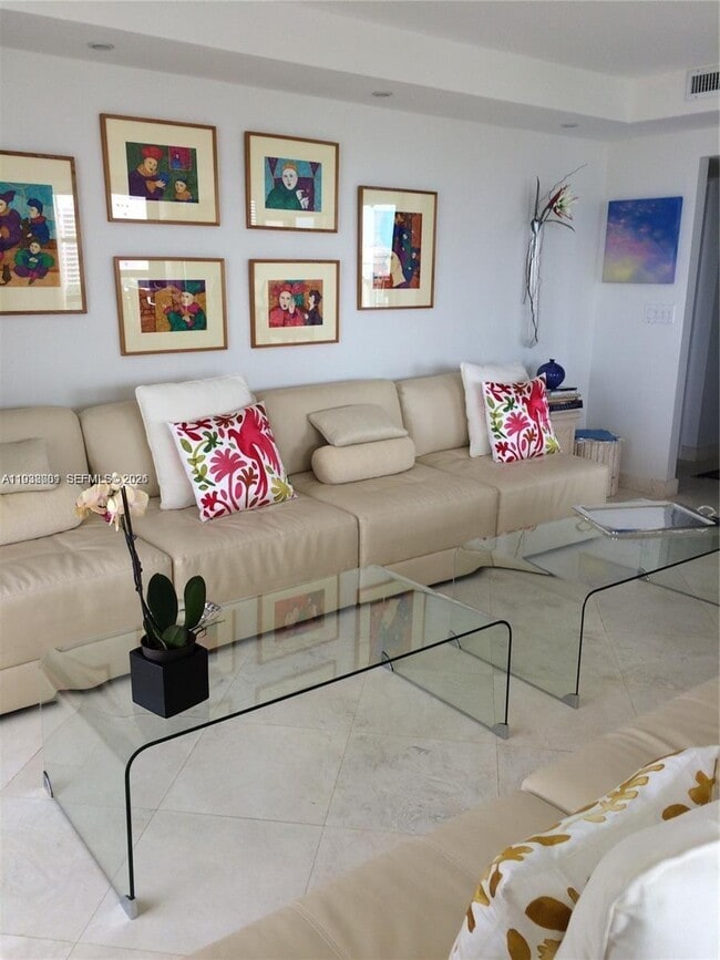 Building Photo - 1121 Crandon Blvd Unit F1107