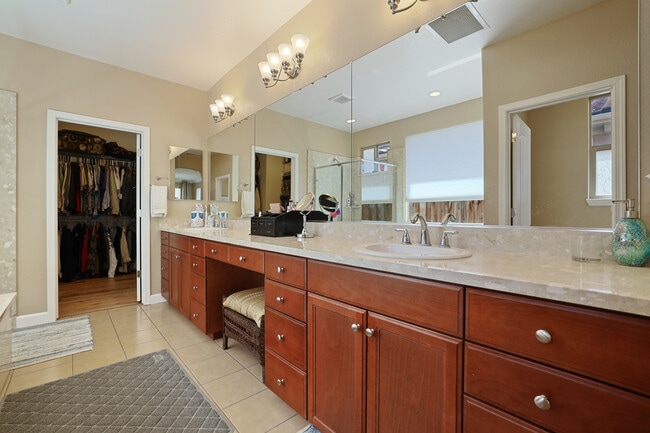 Photo - 3525 Rapallo Way