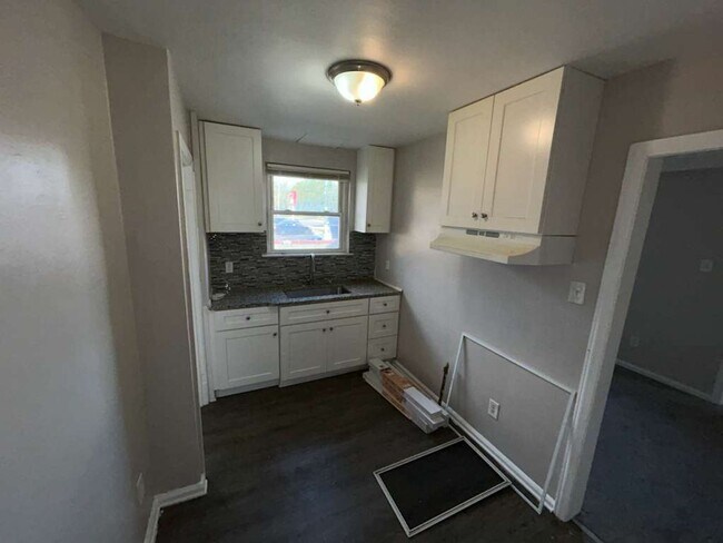 Photo - Charming 3 Bedroom Bungalow