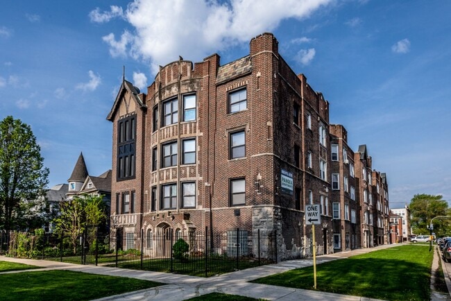 654 N Pine