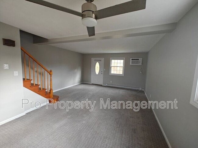 Photo - 18 Broadview Hts