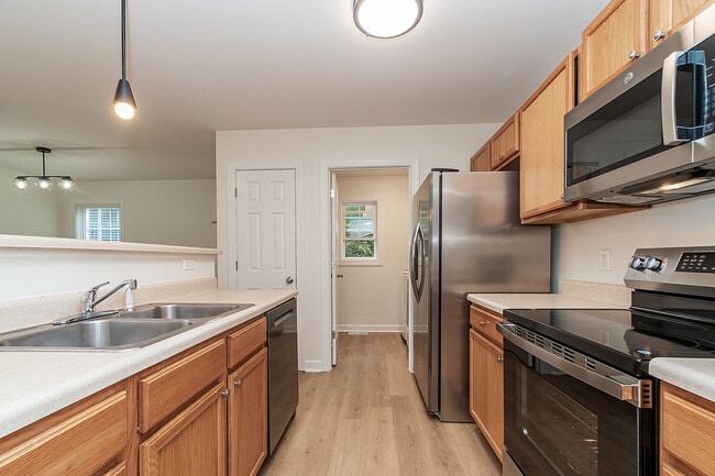 Photo - 729 Stadium Dr