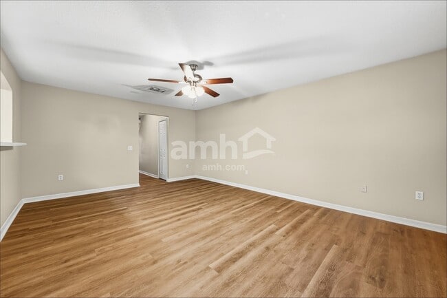 Photo - 17051 Lixberry Way