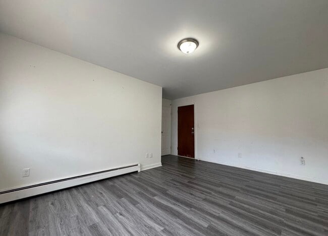 Photo - 43 Cowles St Unit 1