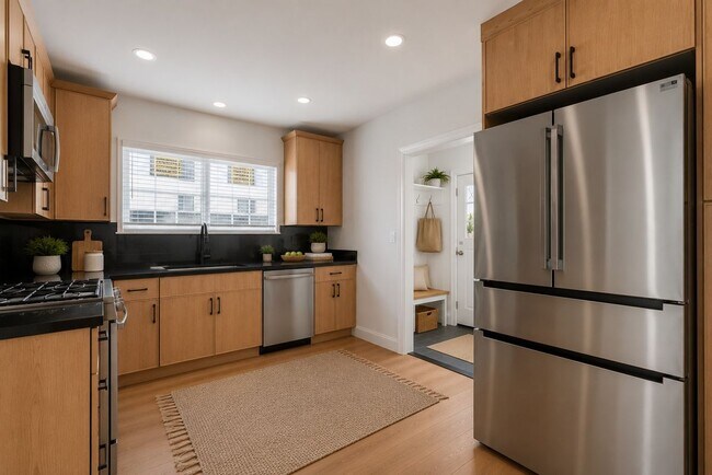 Photo - 18 Walnut St