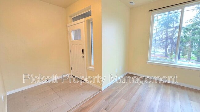 Photo - 2467 Schley Blvd