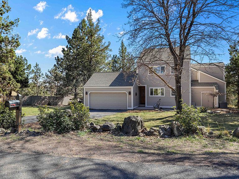 Photo - 19655 Ridgewood Dr