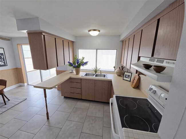 Photo - 3513 Westchester Dr