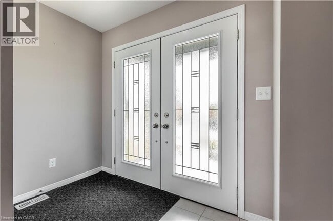 Photo - 508 Netherwood Cres