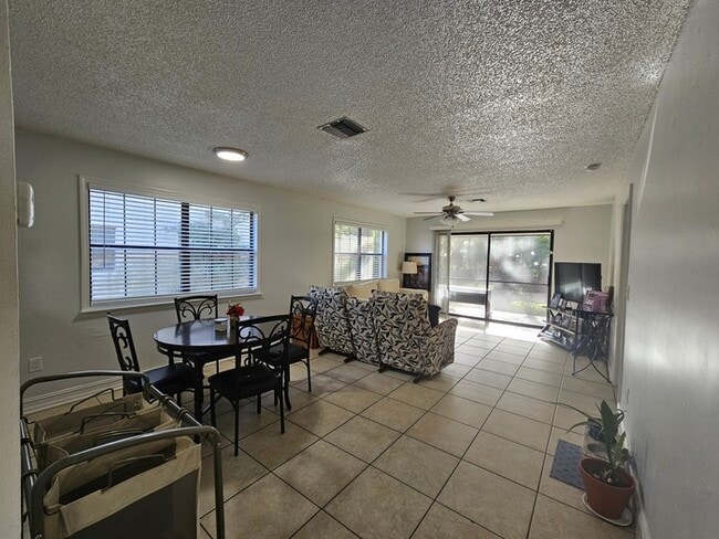Photo - 5236 Treetops Dr
