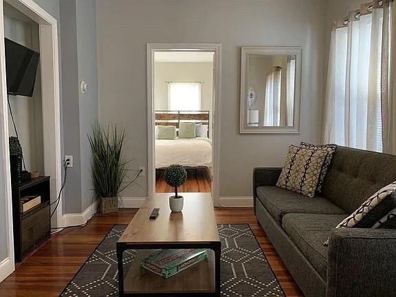 Photo - 104 Bow St Unidad 1L