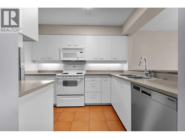 Photo - 7380 Elmbridge Way Unit 911