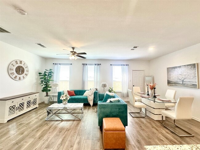 Building Photo - 11218 Beverley Pk St