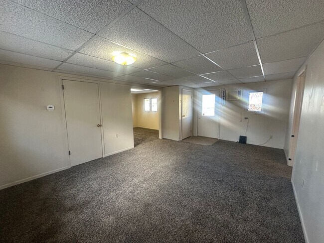 Photo - Two Bedroom, Pet Friendly House!