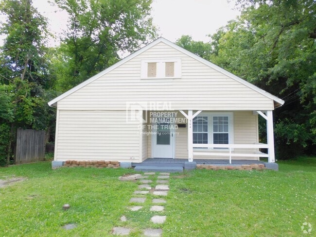 Building Photo - Cute 3 Bedroom/2 Bath Home in Greensboro 2...