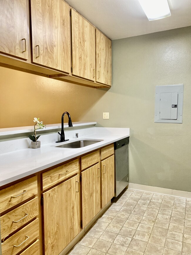 Photo - 5339 Brody Dr Unit 102