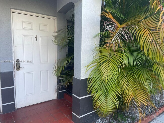 Building Photo - 7991 SW 152nd Ave Unit 704-7