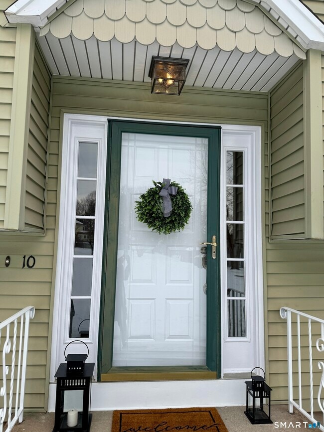 Photo - 10 Longview Ln