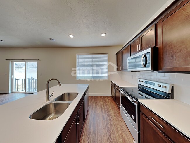 Photo - 4418 N Poplar St