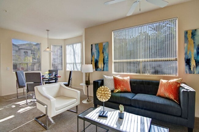 Building Photo - Sonoma Landing