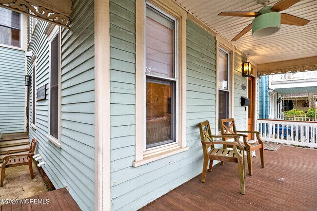 Photo - 142 Heck Ave