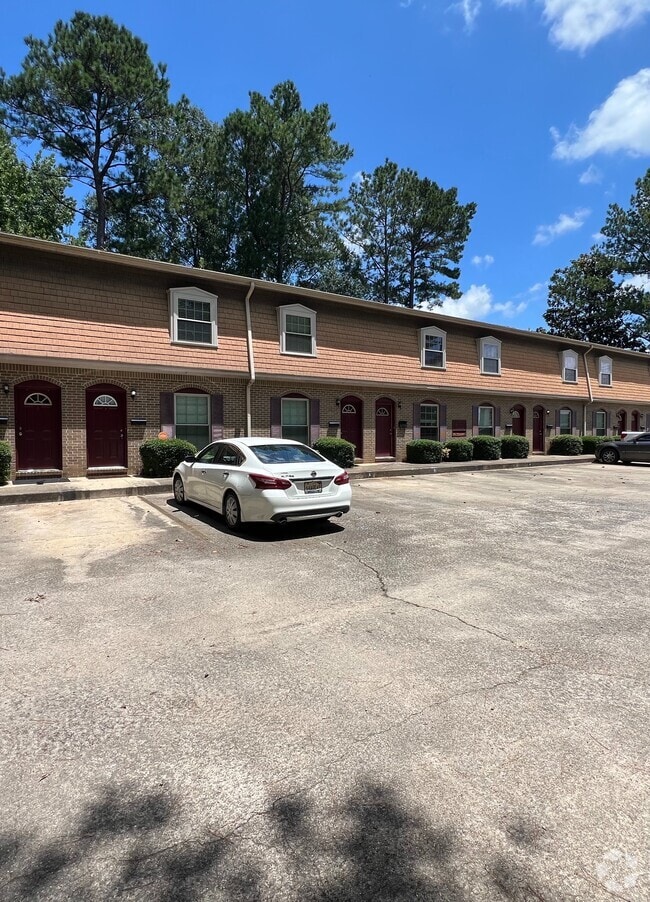 Building Photo - Walston Bridge Apartments Unit 5