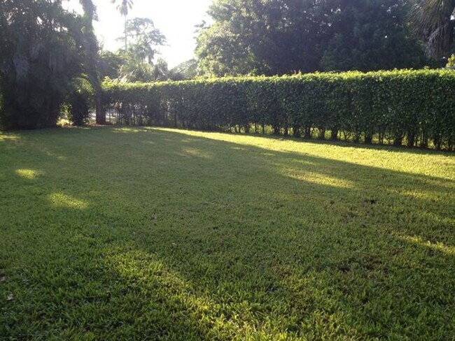 Photo - 5116-5118 Canal Rd Unidad CA-2