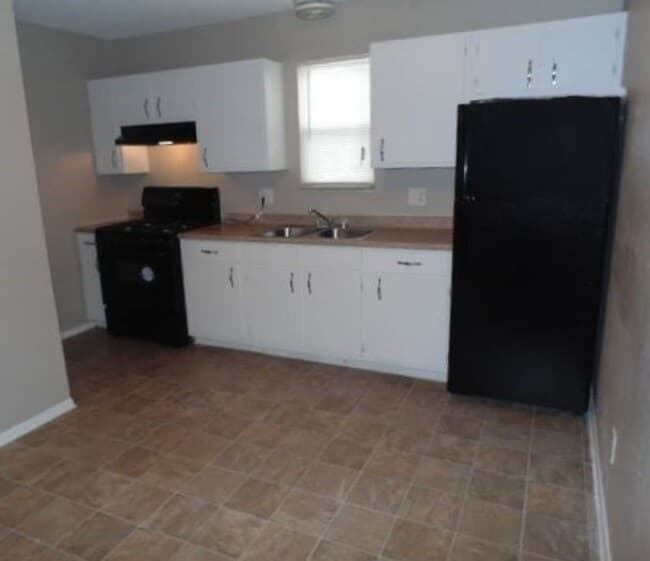 Photo - Oaks at Canterbury