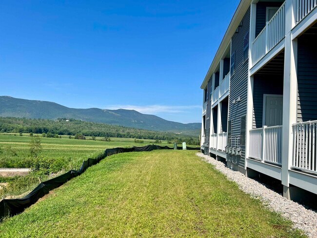 Photo - 30 & 38 Alpine Place Dr Unidad 111