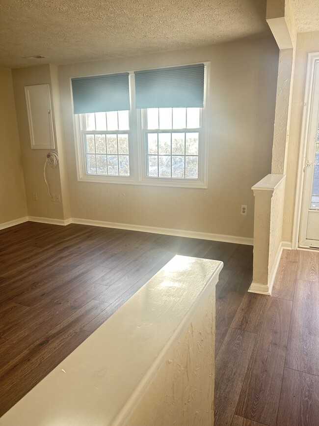 Photo - 6781 Brace Ct