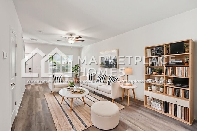 Photo - 3719 Oakwood Rd